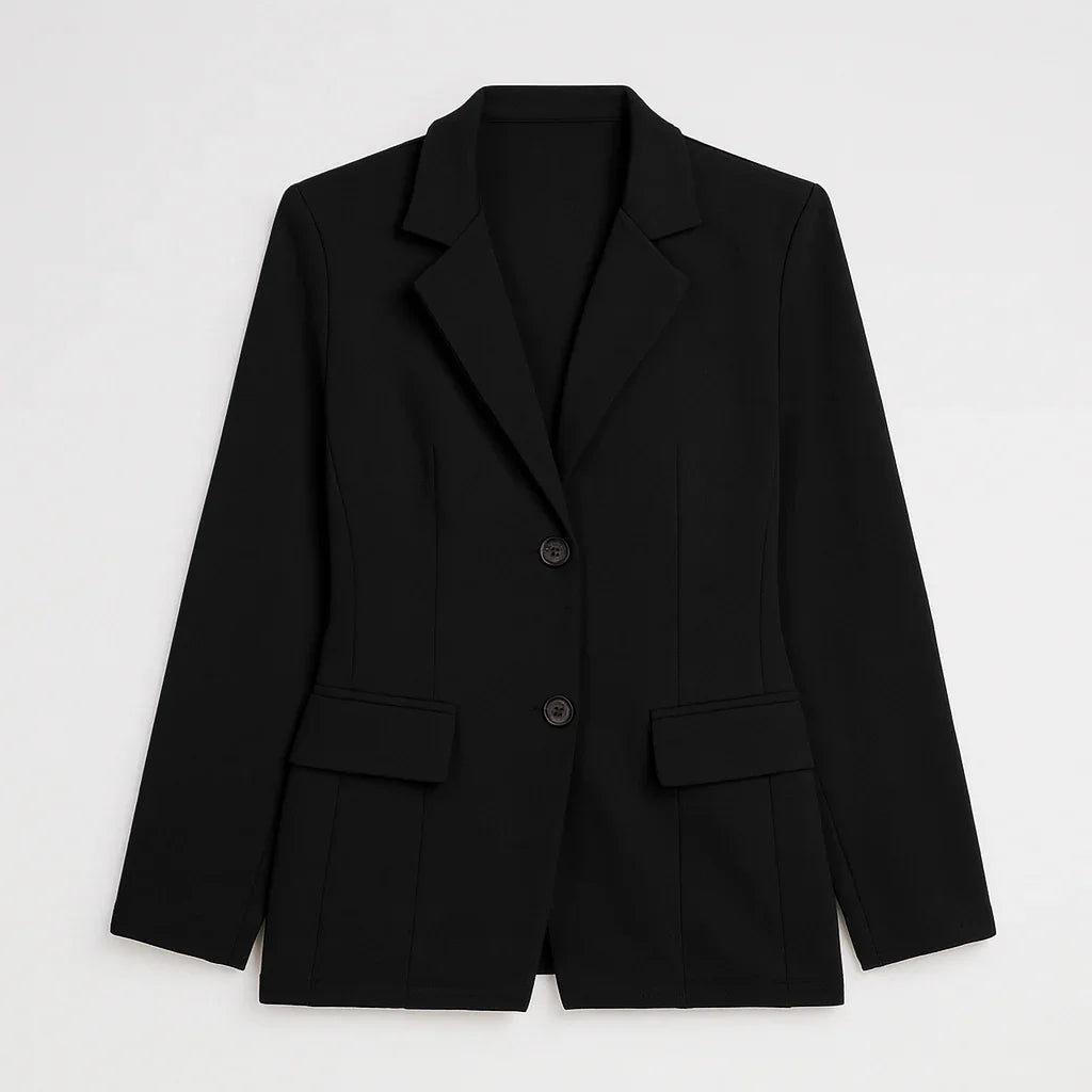 Klassisk svart skräddarsydd kavaj med två knappar fram och skårad revers.