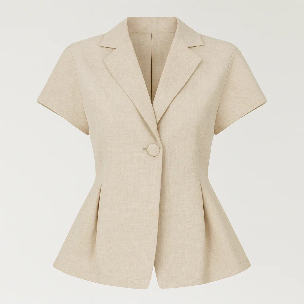 Beige blazer med korta ärmar, skräddarsydd midja och utsvängd fåll.