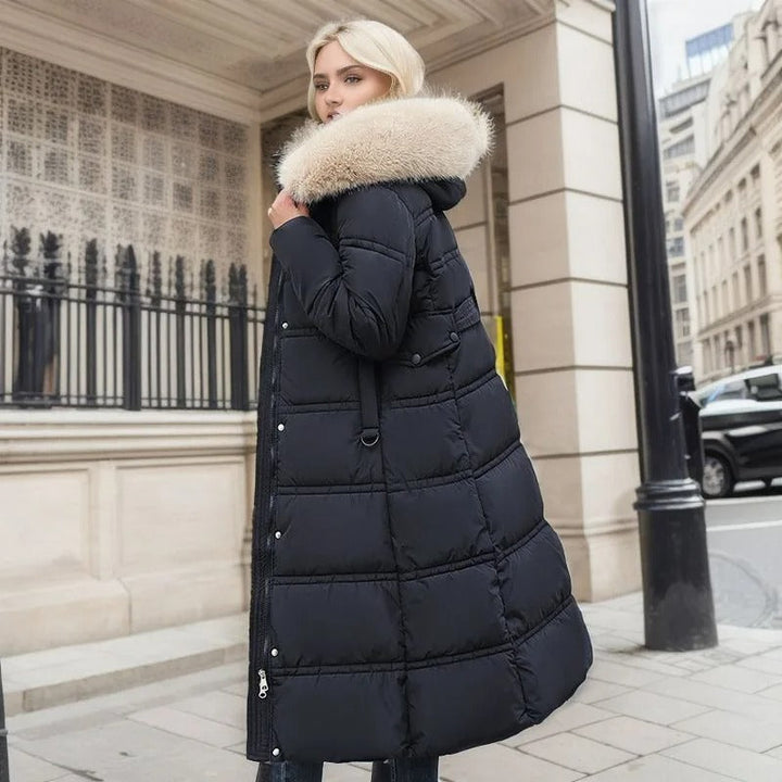 Dam elegant vadderad kappa med bälte och huva