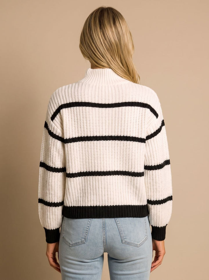 Dam polokrage randig oversize stickad tröja
