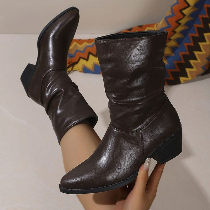 Dam slouch ankelboots med blockklack tillverkad av syntetiskt läder