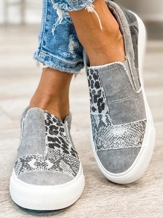 Dam sneakers med låg skaft och lapp design